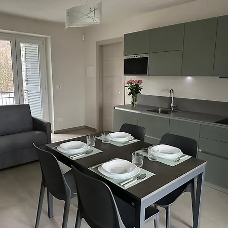 Casa Piutin, Stella Alpina 아파트